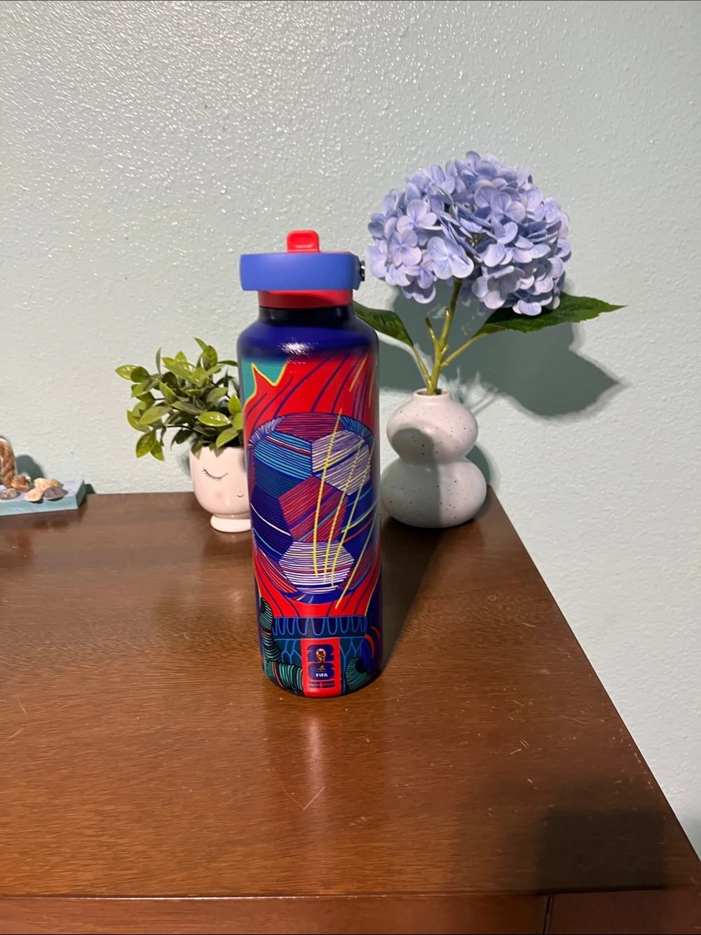Colorful Red & Blue Insulated Sports Water Bottle